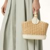 Bolso de mimbre tipo cubo con forma de bobina Bolso de mimbre tipo cubo con forma de bobina