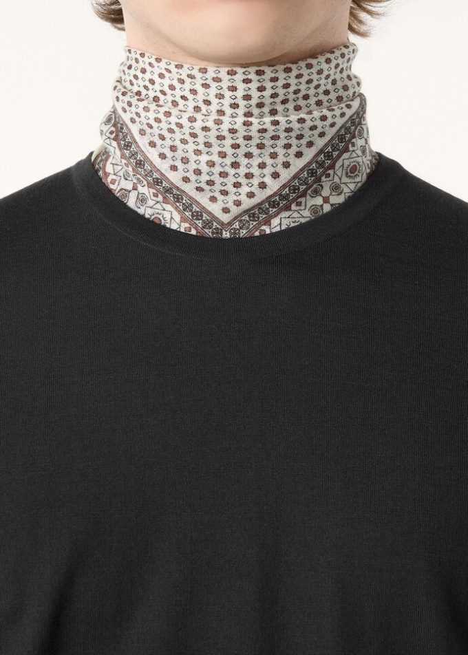 Camiseta de cuello redondo