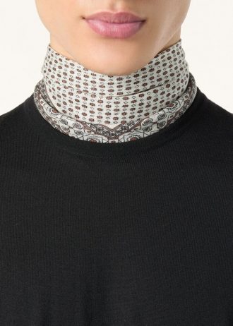 Camiseta de cuello redondo