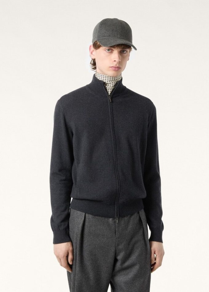 Chaqueta bomber clásica con cremallera