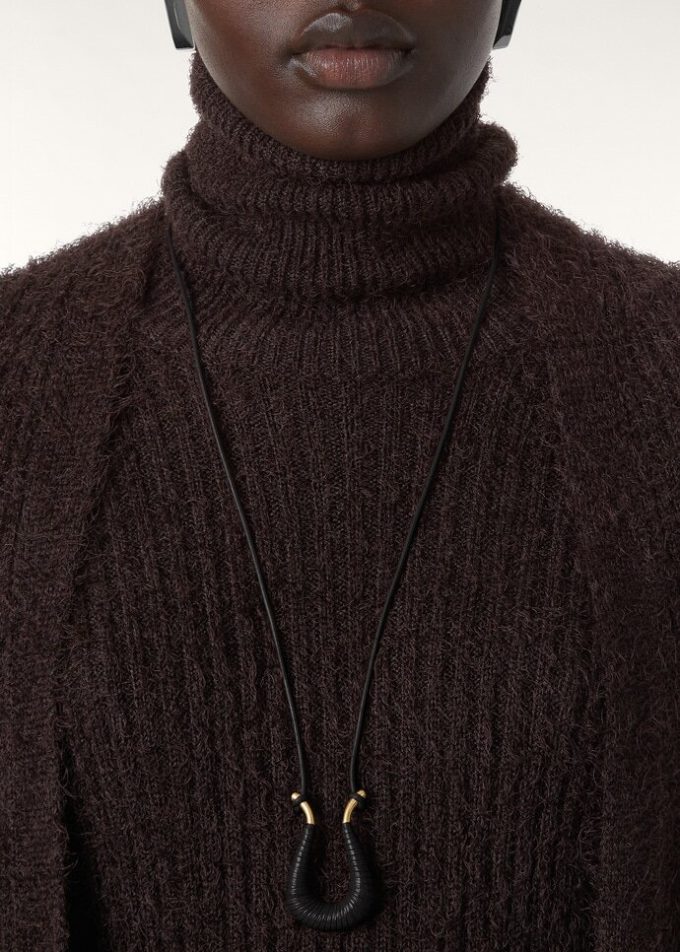 Cuello alto de lirio peruano Cuello alto de lirio peruano
