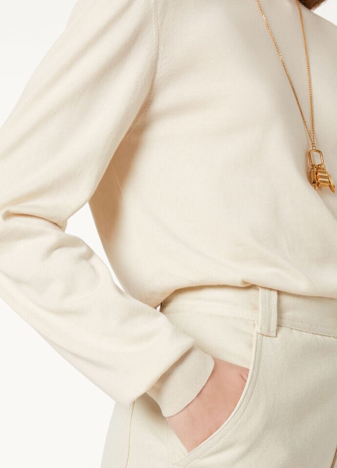 Cuello redondo