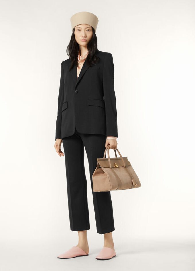 Hellen Blazer