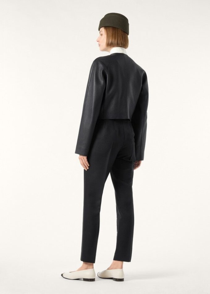 Jonti Blouson