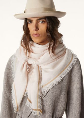 Maxi Carreta Cuatro en Mano