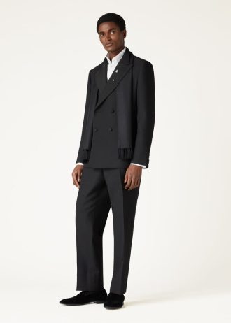 Traje internacional