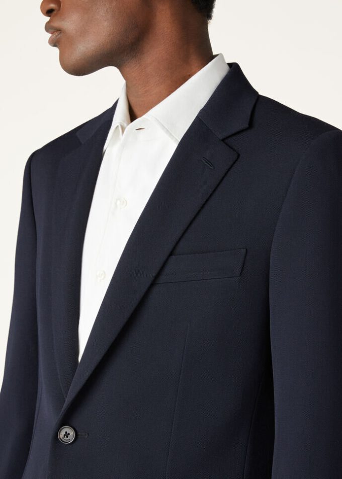 Traje internacional