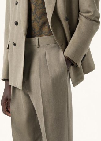 Traje Milano
