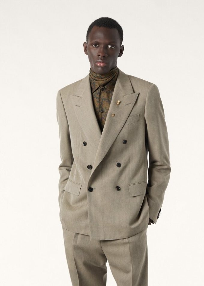 Traje Milano